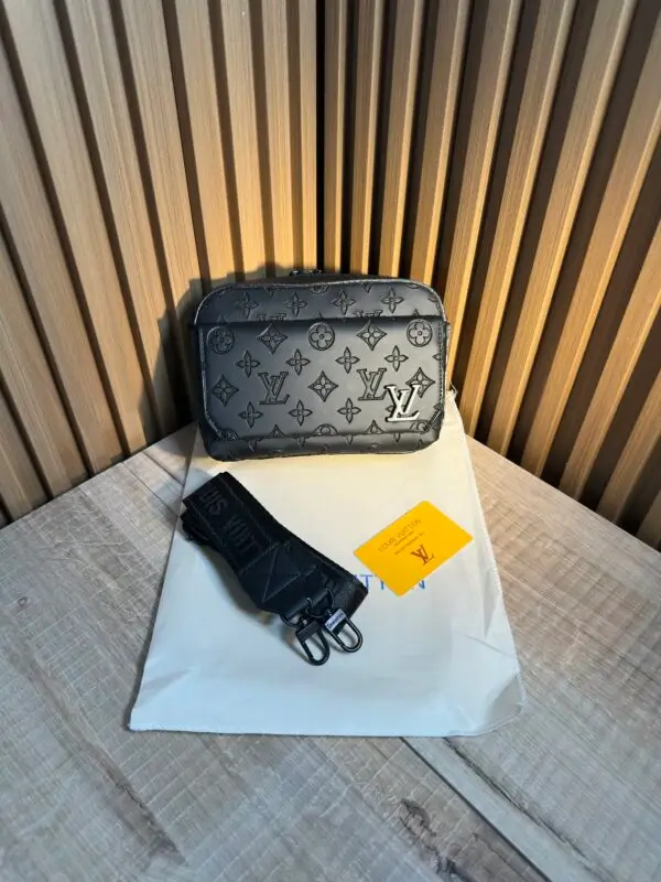 Sacoche lv fast line monogram